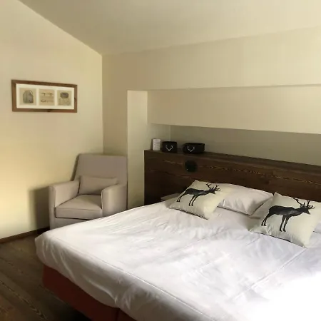 De Otel 3*