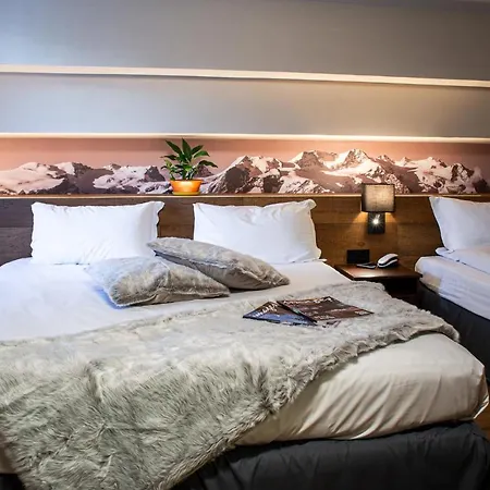 De Hotel 3*