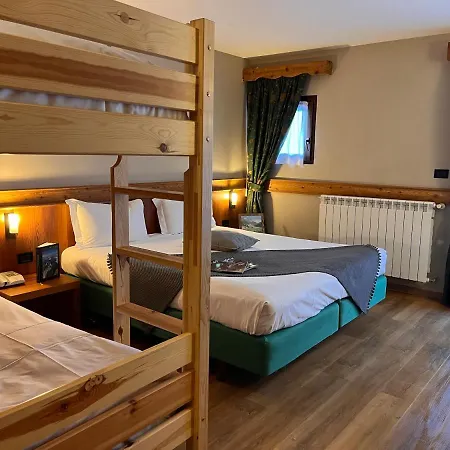 Hotel De 3*