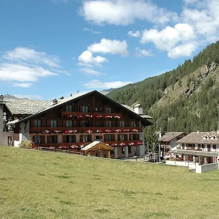 De 3* Champoluc